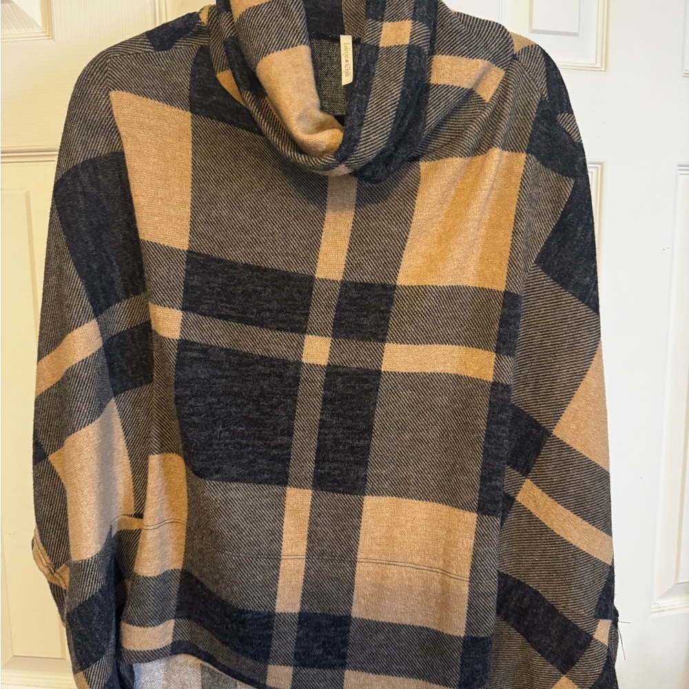 Plaid Hooded Poncho in Black and Tan
